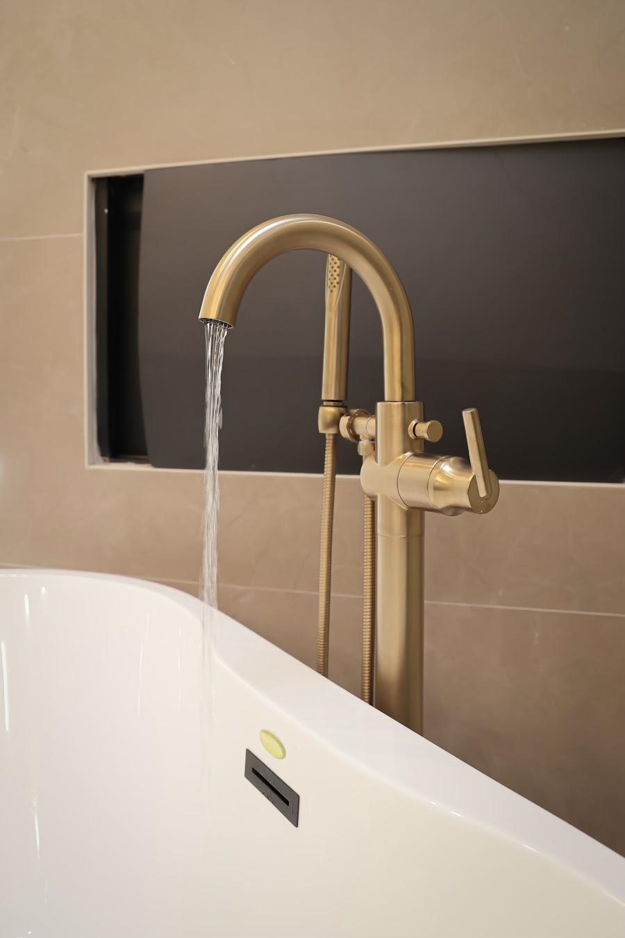 Luxury bathroom remodel in Long Beach